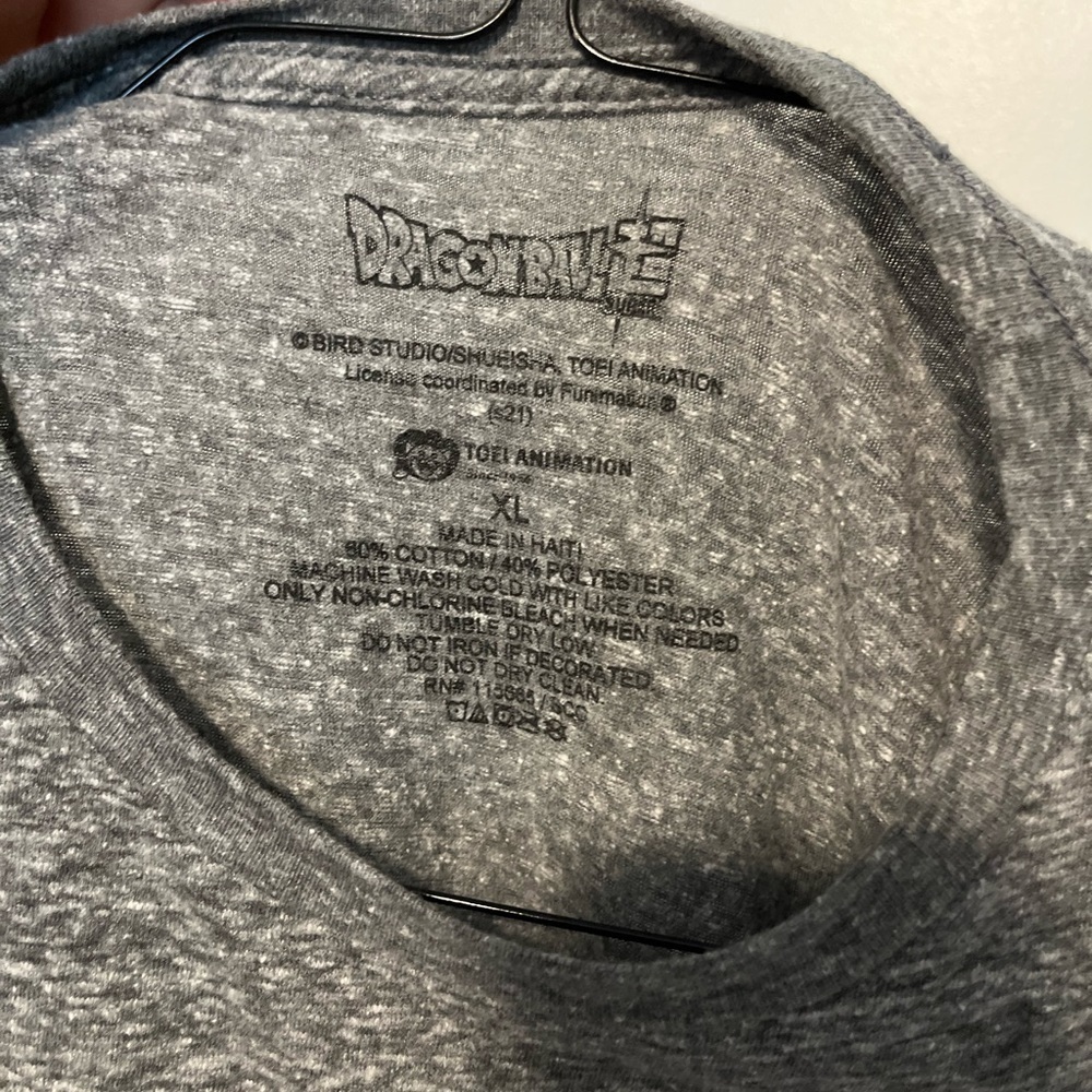 Dragon Ball Z Goku Mens T Shirt Size XL Gray Graphic Design Comfort Lightweight - Picture 3 of 4